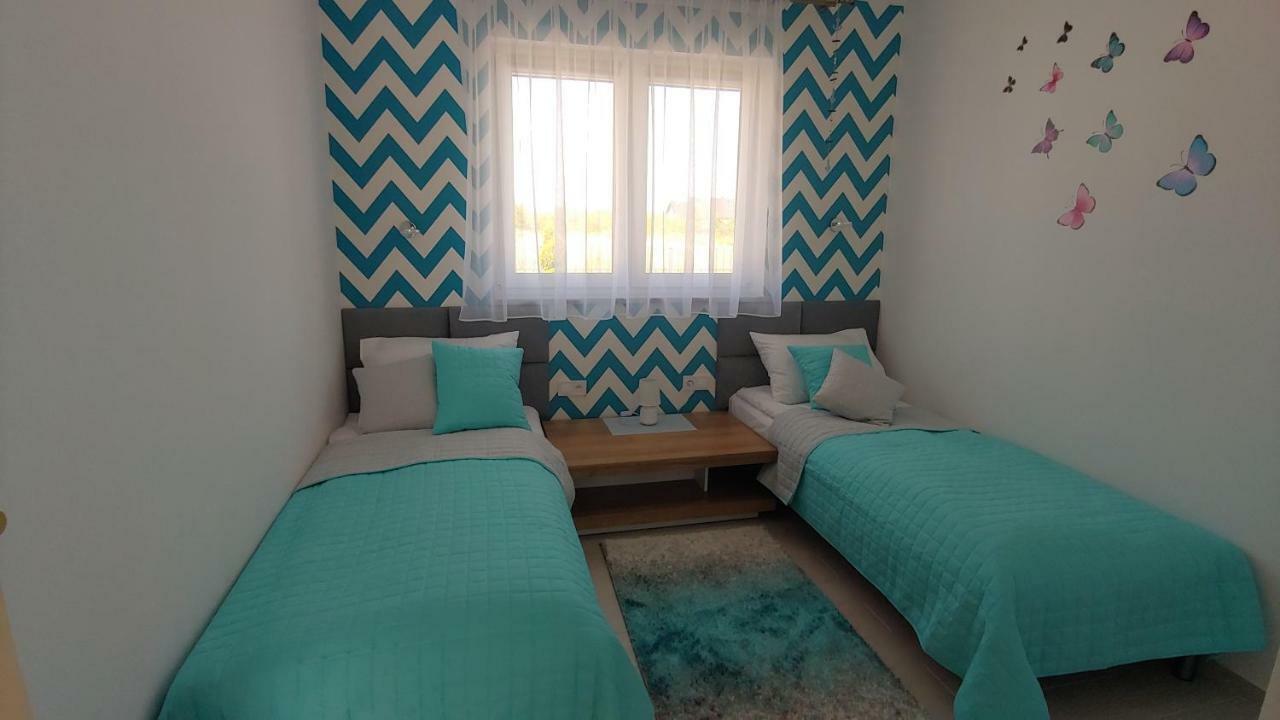 Apartamenty Dzemejra - Jumeirah Дарлово Екстер'єр фото